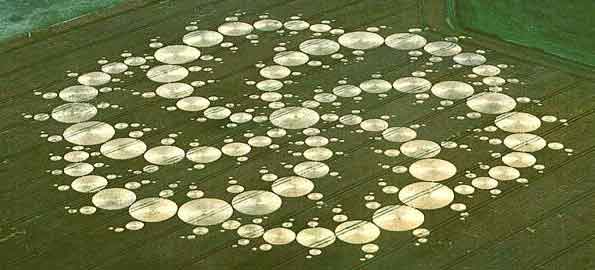 Code Message Inside UFO Crop Circle - YouTube